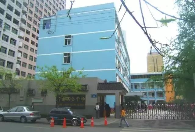 四校六区,石室北湖vs石室联合vs石室天府,你更青睐谁?