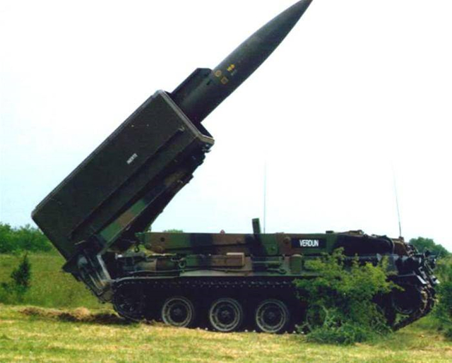 法国冥王星战术核导弹,大国地位最有力的保障,专门打坦克群