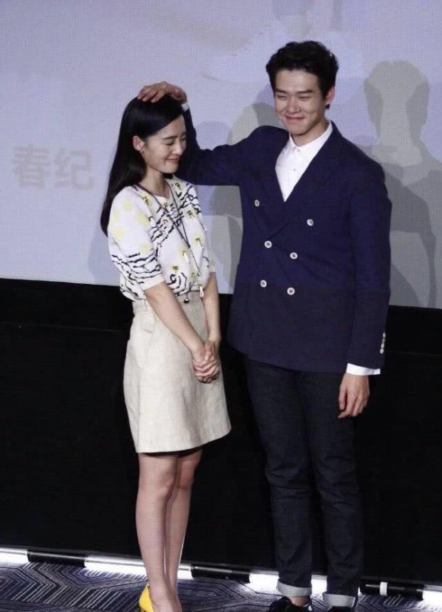 谢娜节目中故意透露魏大勋前女友,没想到打开弹幕果然全是她!