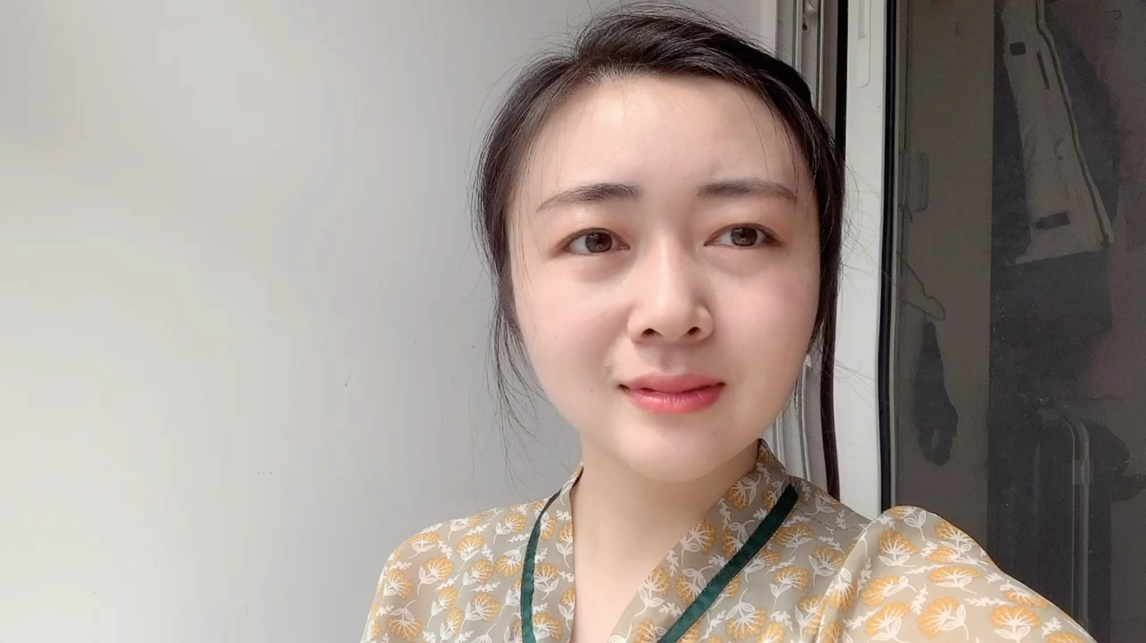 北漂美女第一次做红烧土豆鸡翅,软糯又可口,挑战十分成功