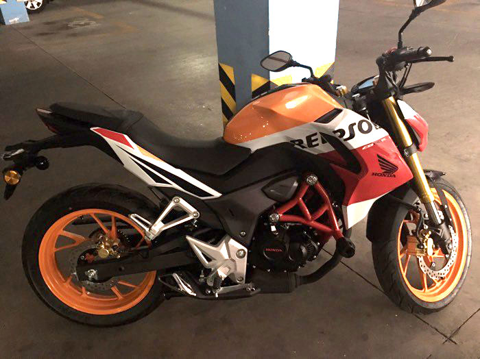 五羊本田街车,上挑250下压150,油耗2.8升,售15000元