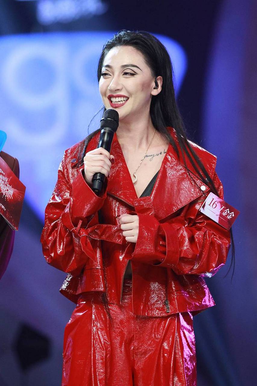 angelababy,90后女星,演员,模特,歌手,商人于一身,长相甜美,气质