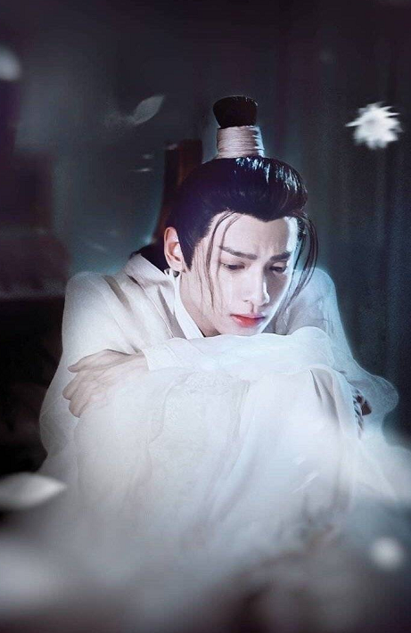 《香蜜》润玉原版定妆照流出,耳饰惹眼,网友:这是要当女主吗?