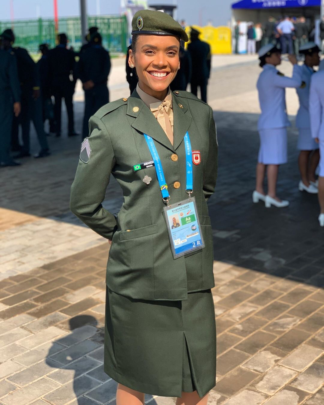 国际排联专访阿曼达:下蹲式发球让我背痛 但为了巴西女排我愿意