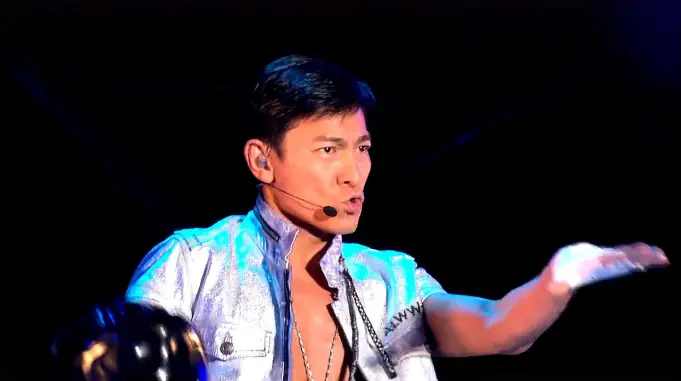 刘德华08年中国巡回演唱会上海站 没有人可以像你 音乐 流行乐 好看视频 刘德华08年中国巡回演唱会上海站 没有人可以像你 音乐 流行乐 好看视频