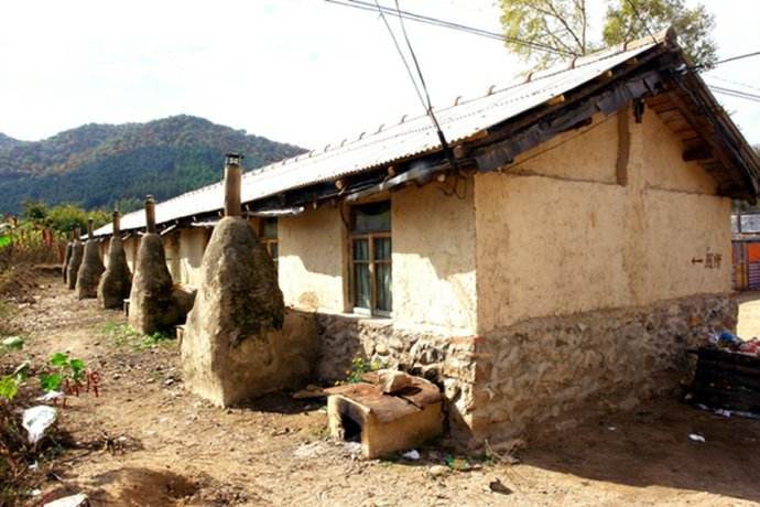 农村老房子闲置多年而老人却舍不得拆掉,你知道为什么吗?