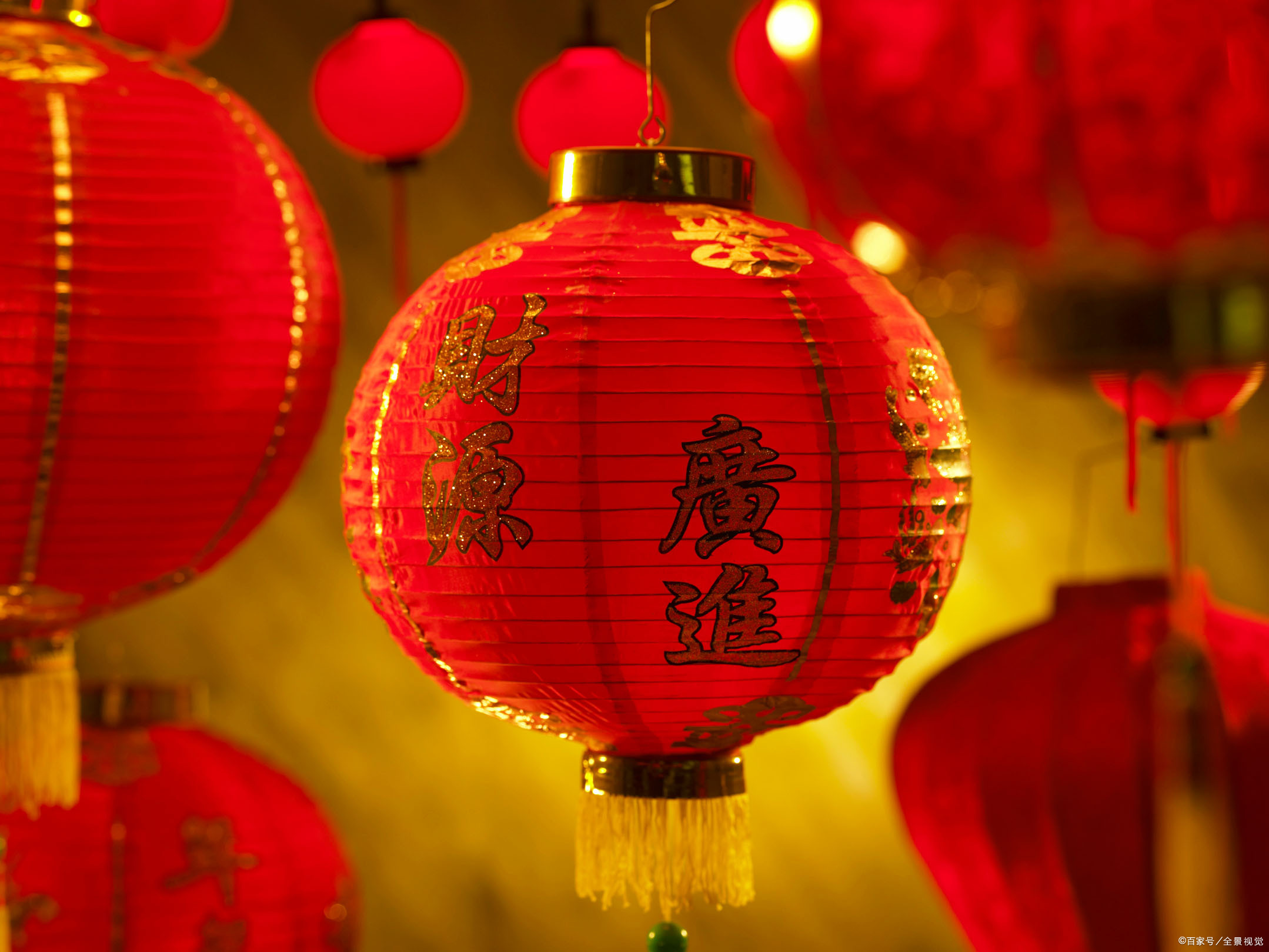 临近春节了,除夕夜的祝福语应该怎么发