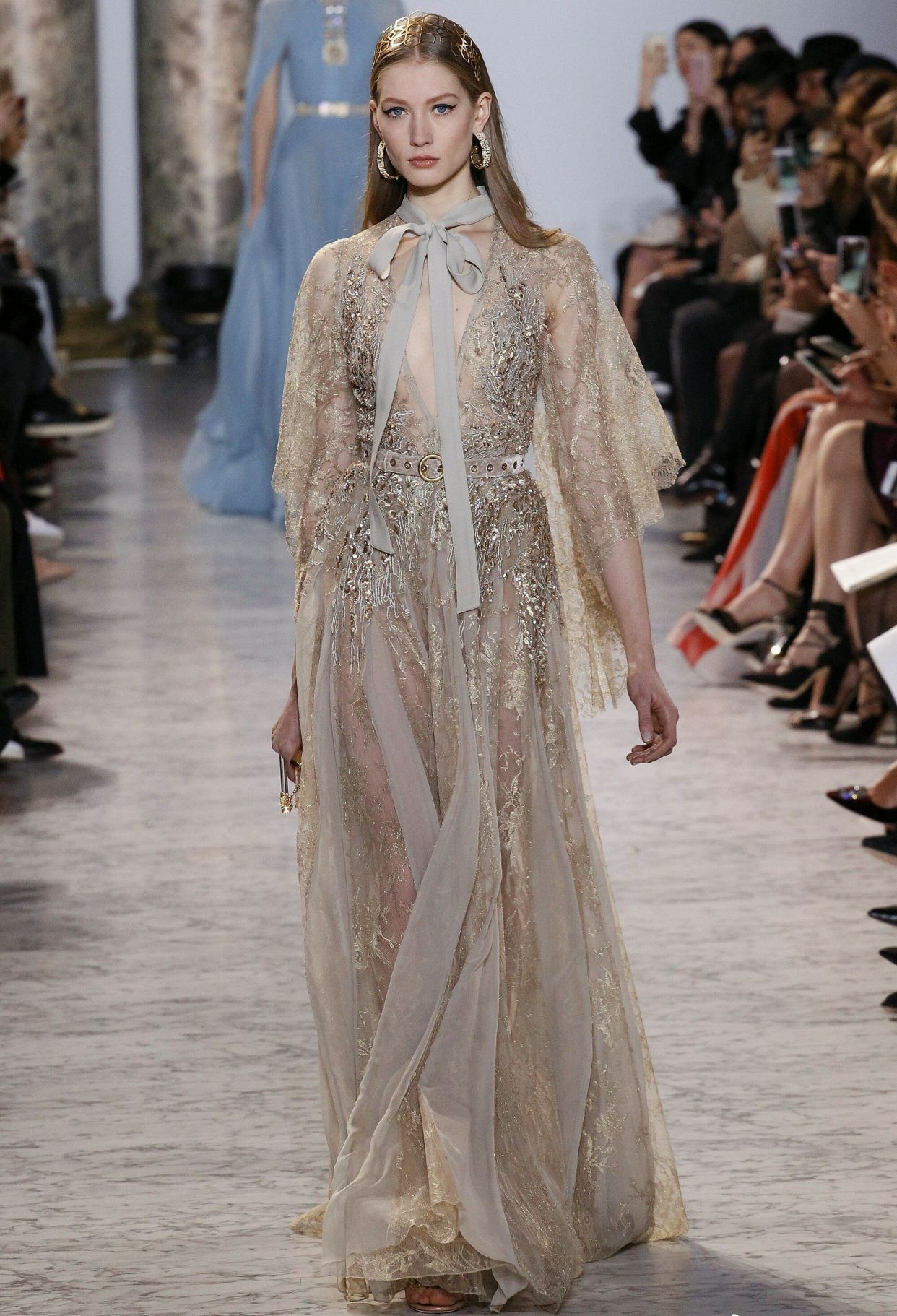 elie saab 2017春夏:用璀璨精工致敬古埃及文明,异域的鎏金岁月