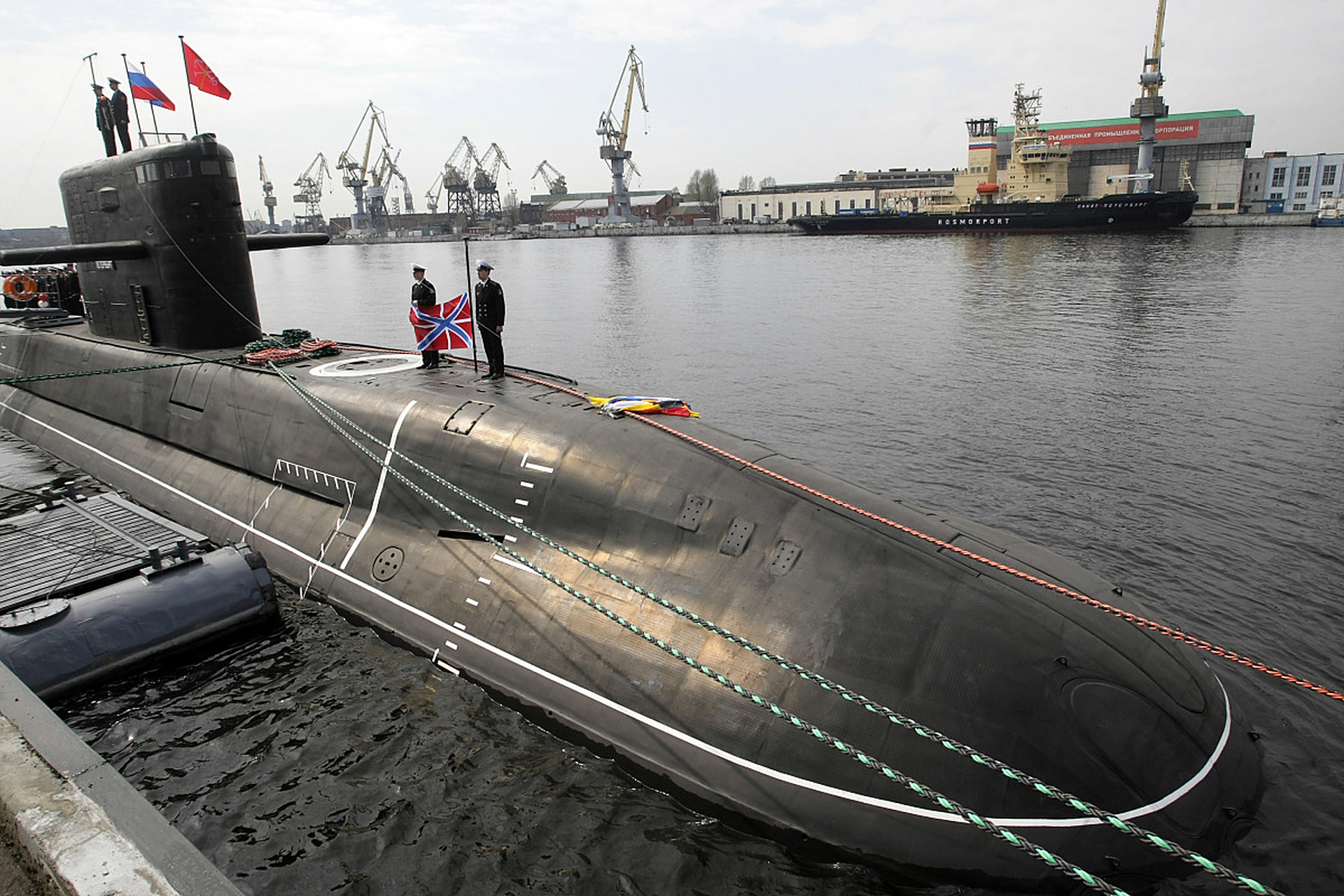 美国在朝鲜半岛部署核潜艇,引发朝鲜国防省发言人的谴责,朝鲜政府也