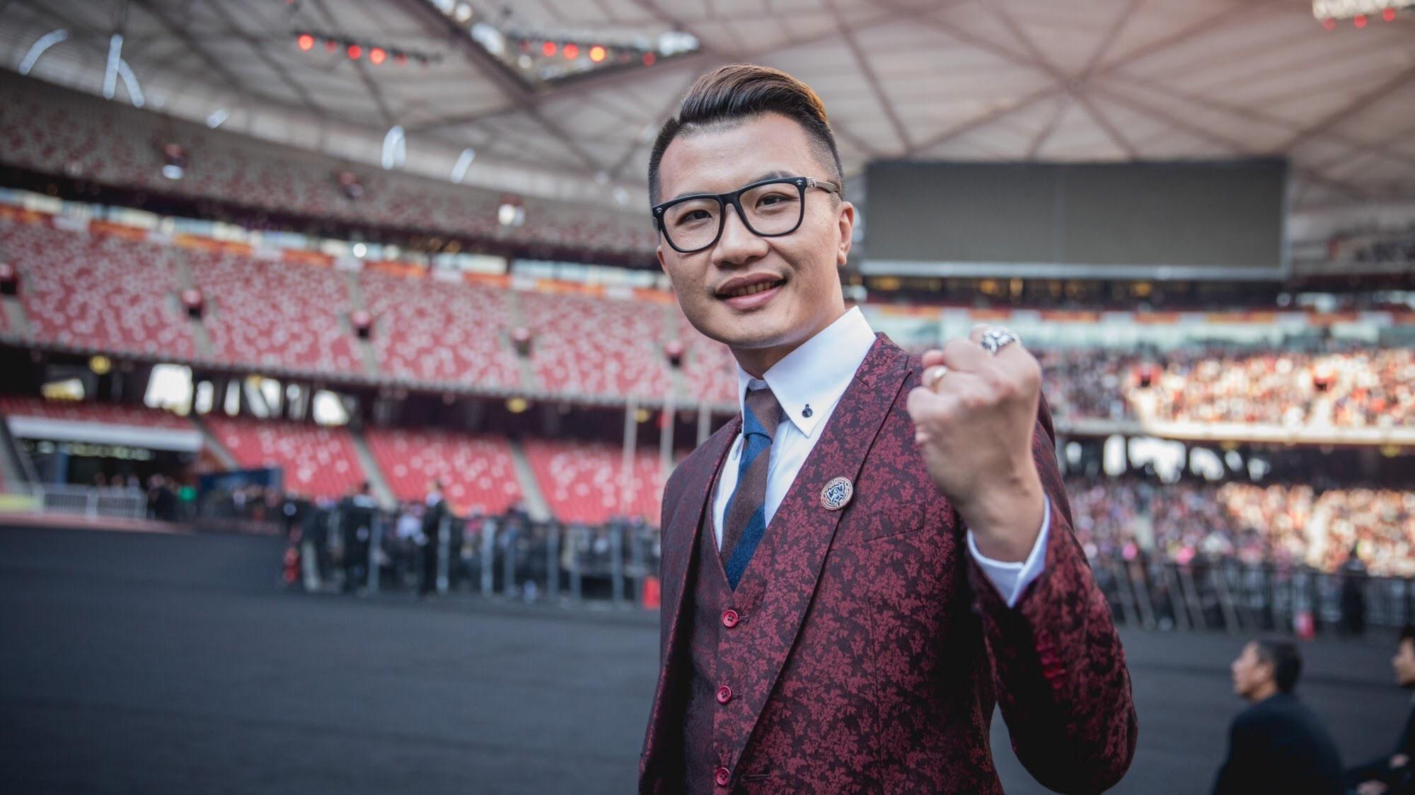 lpl前主持人任栋与视拳解约,因醉驾影响恶劣,恐以后难登上舞台