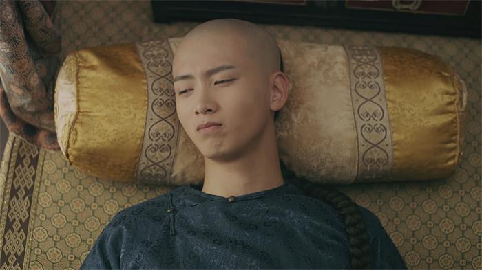 他是《延禧攻略》中的五阿哥,充满活力,一张"初恋脸"