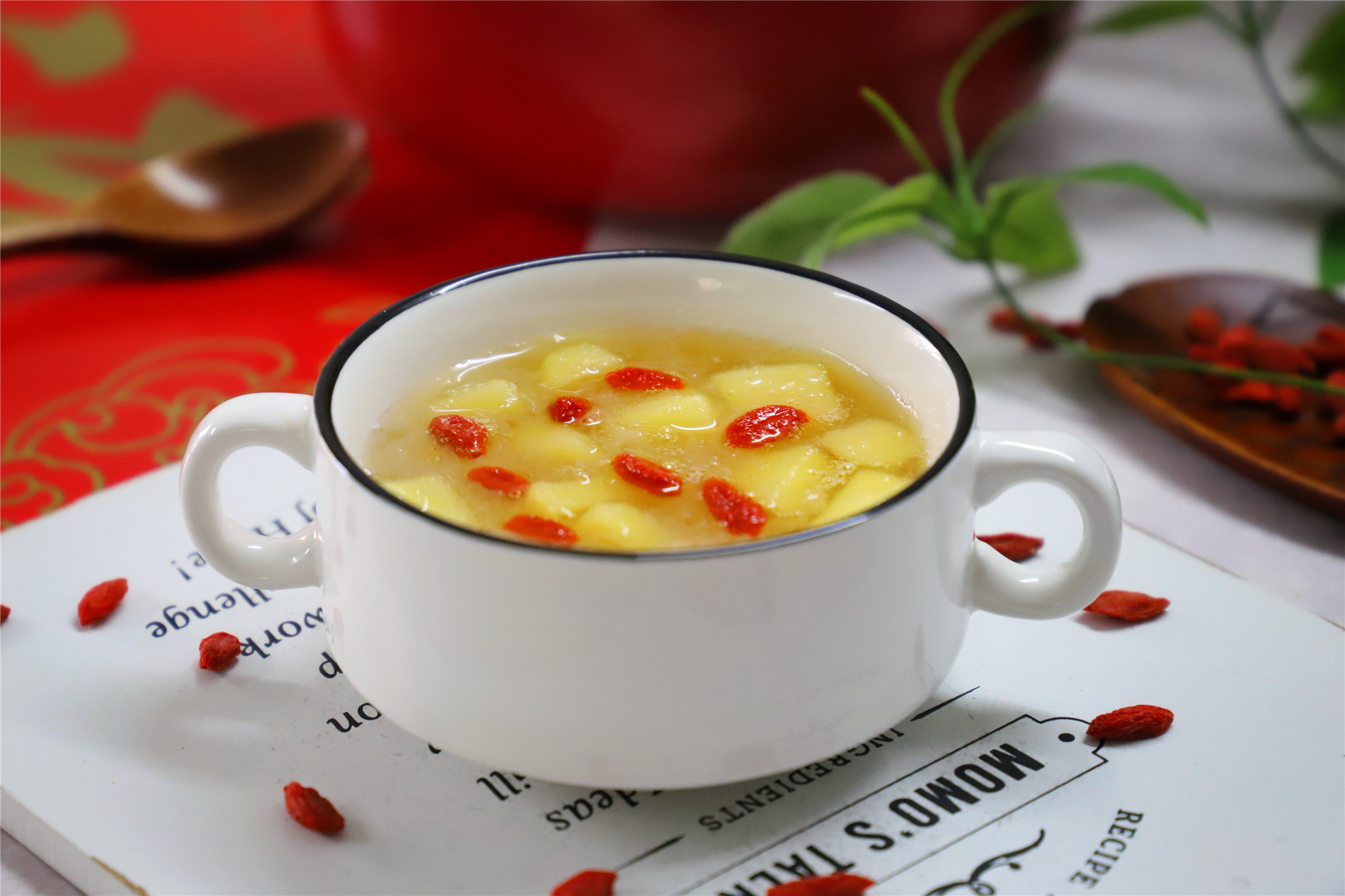 宅家不出门,多给家人煮这甜羹,清甜滋润,隔三差五喝对身体好