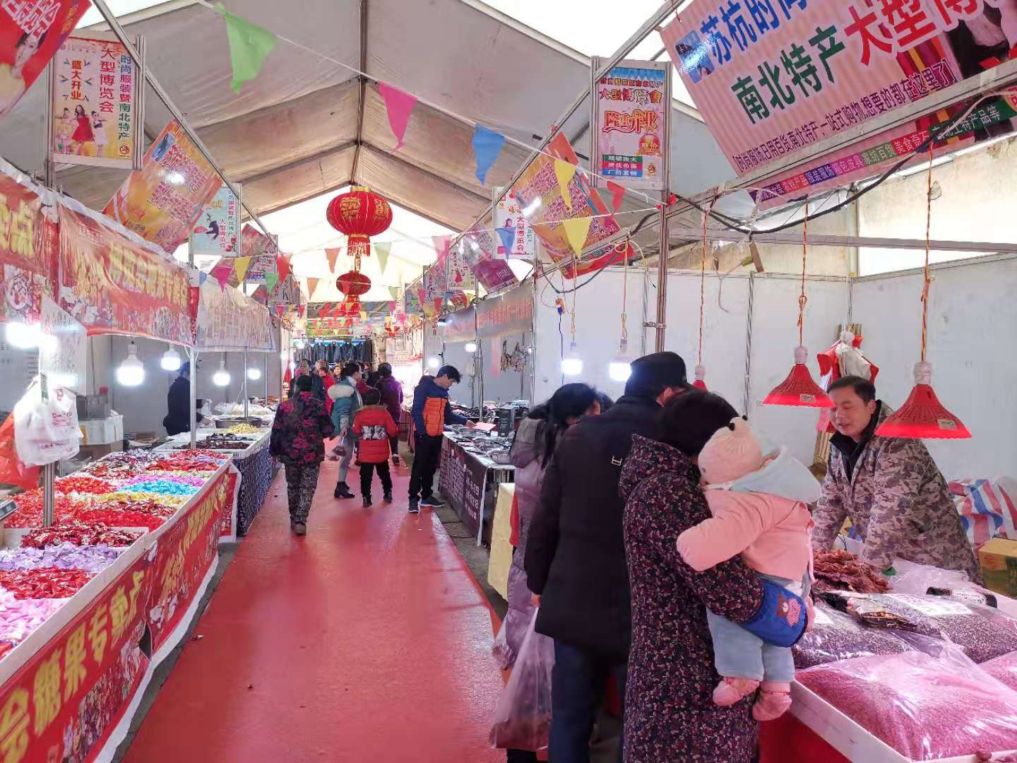 镇上也能逛车展,品美食,醴陵白兔潭镇首届年货美食来了