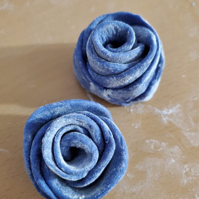 蓝色妖姬馒头,花中新贵,妖艳迷人