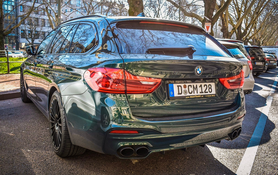 全新阿尔宾娜b5 biturbo touring,百公里加速只需3.5秒