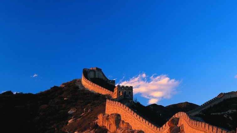 长城:一条矫健,飞舞的中国巨龙.令人向往的长城风景.