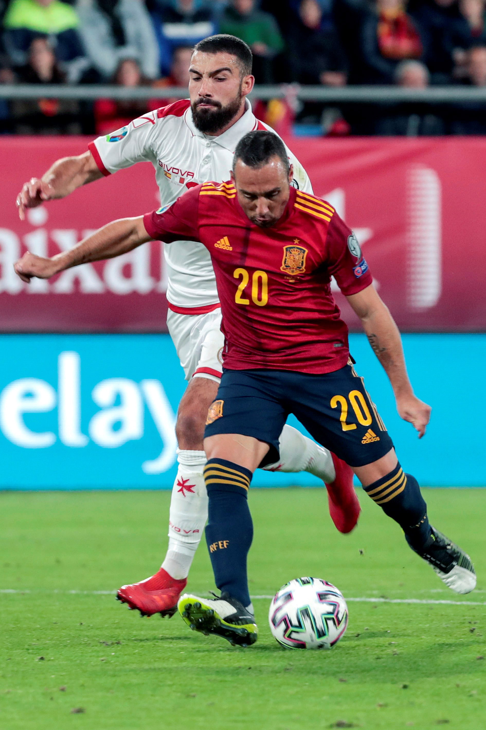 足球——欧锦赛预选赛:西班牙胜马耳他(2)