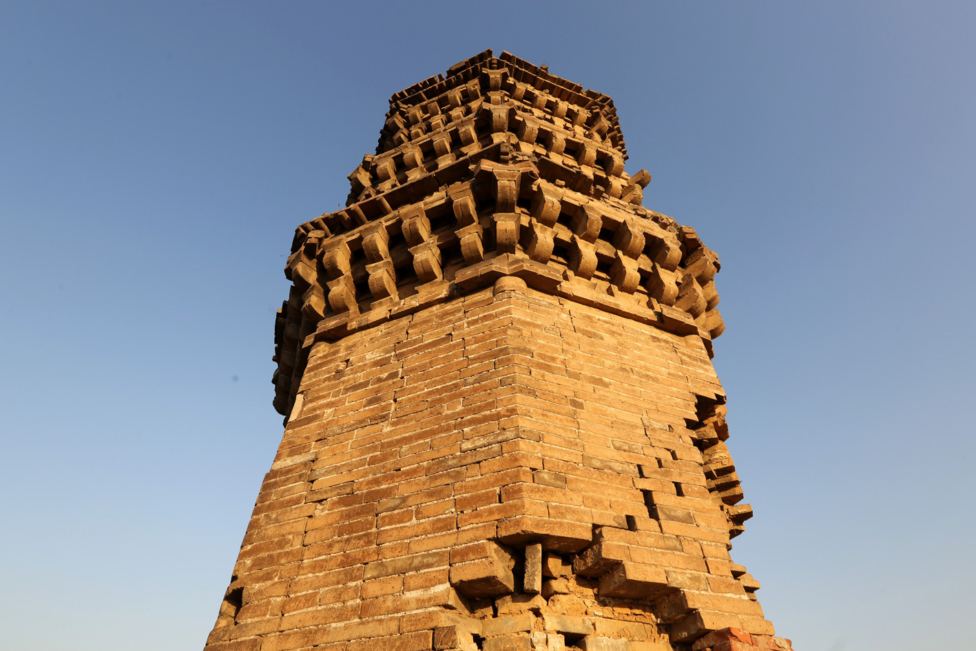 千年古塔"摇摇欲坠"媒体关注终得抢救修复