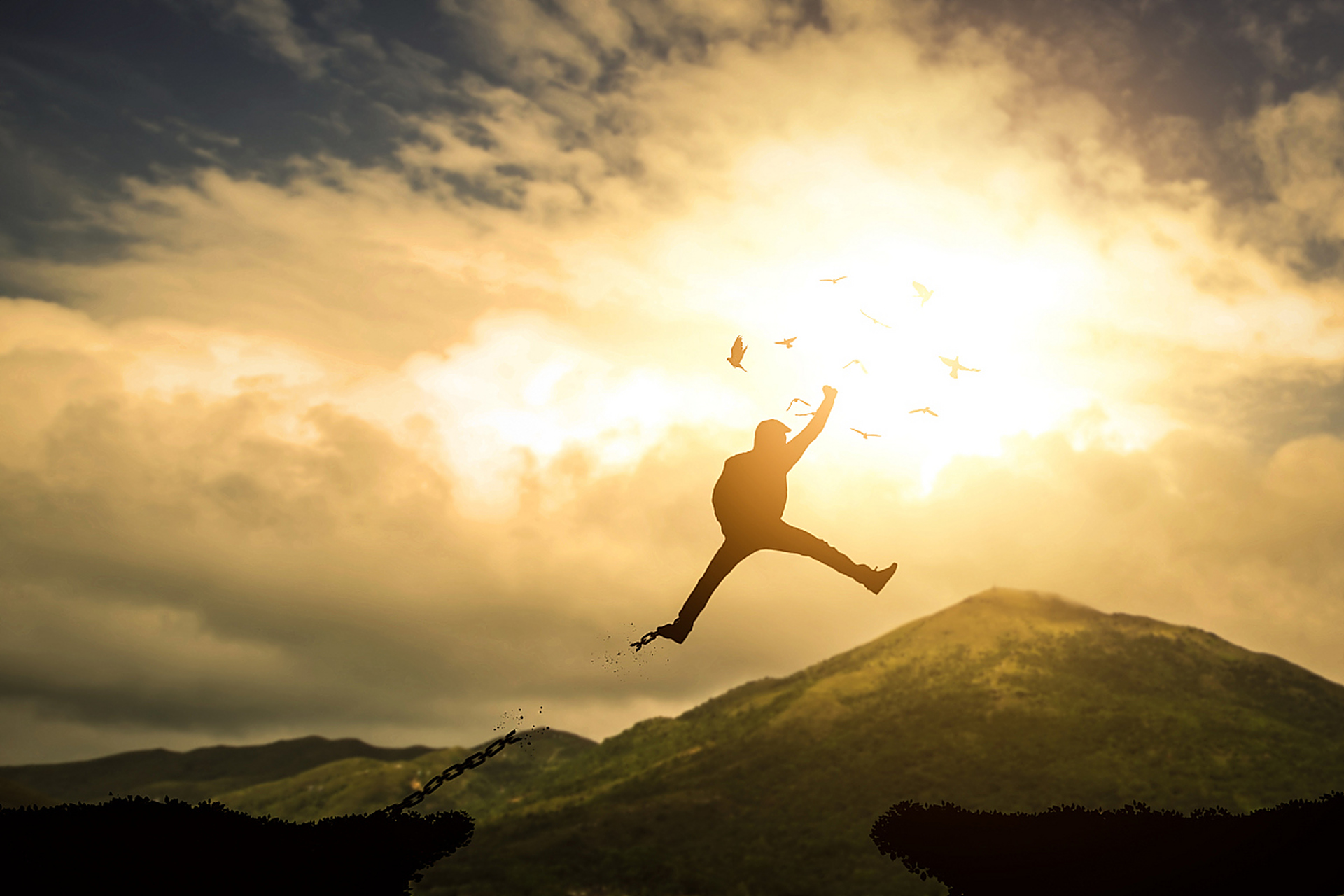 努力和上进,不是为了做给别人看,而是为了不辜负自己,不辜负此生.