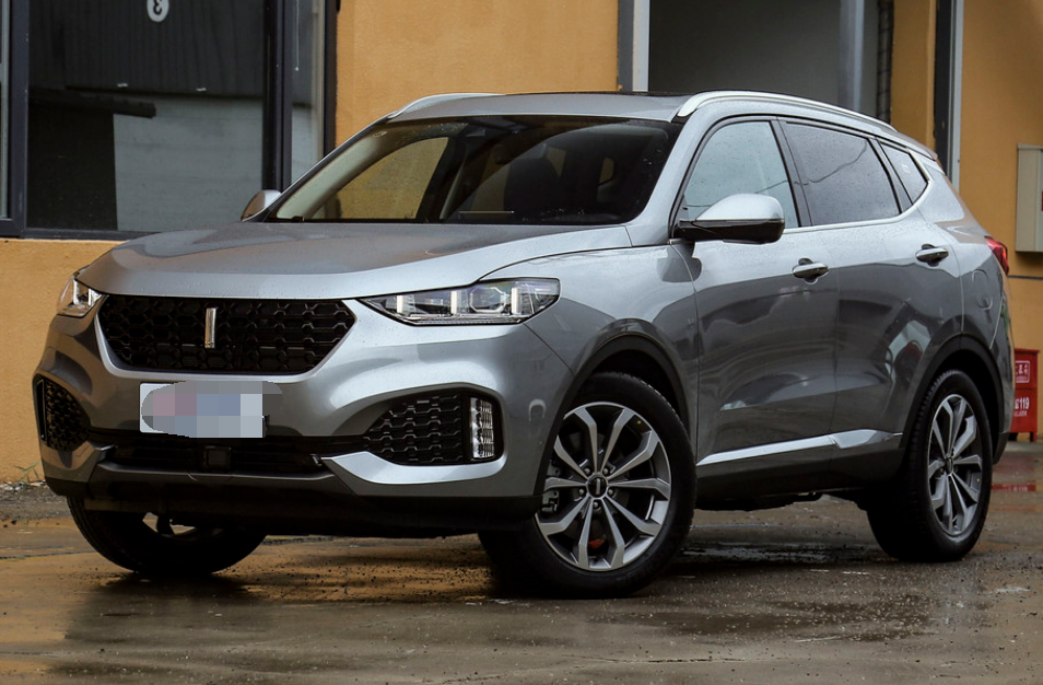 wey vv6外观简约大方,十分耐看,是越看越喜欢的那种,不是那种一眼看