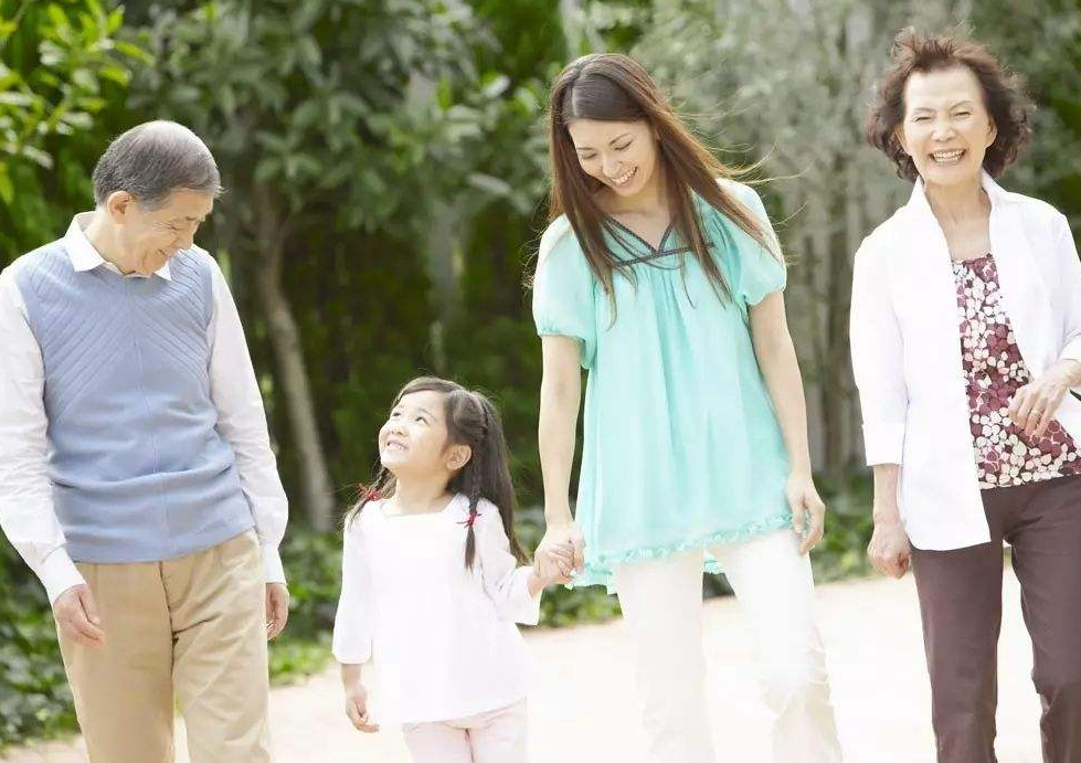 世人皆知"儿孙自有儿孙福",鲜有人知后半句,一言骂醒天下父母