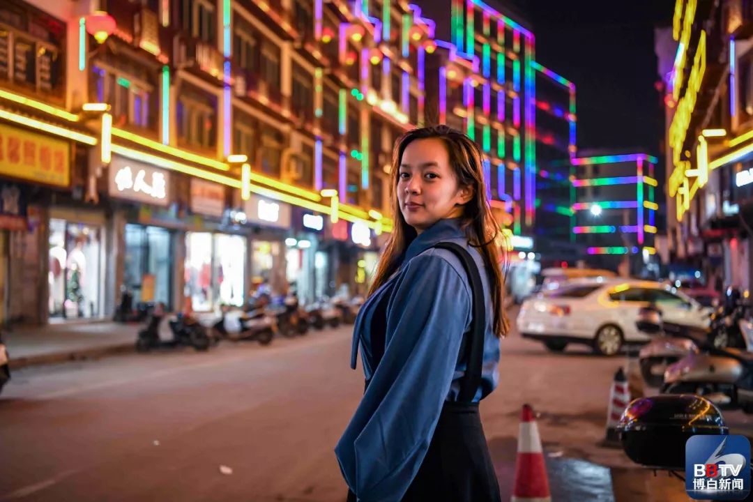 夜太美!被这么动人灯光点亮的博白文化路夜景,你见过吗?
