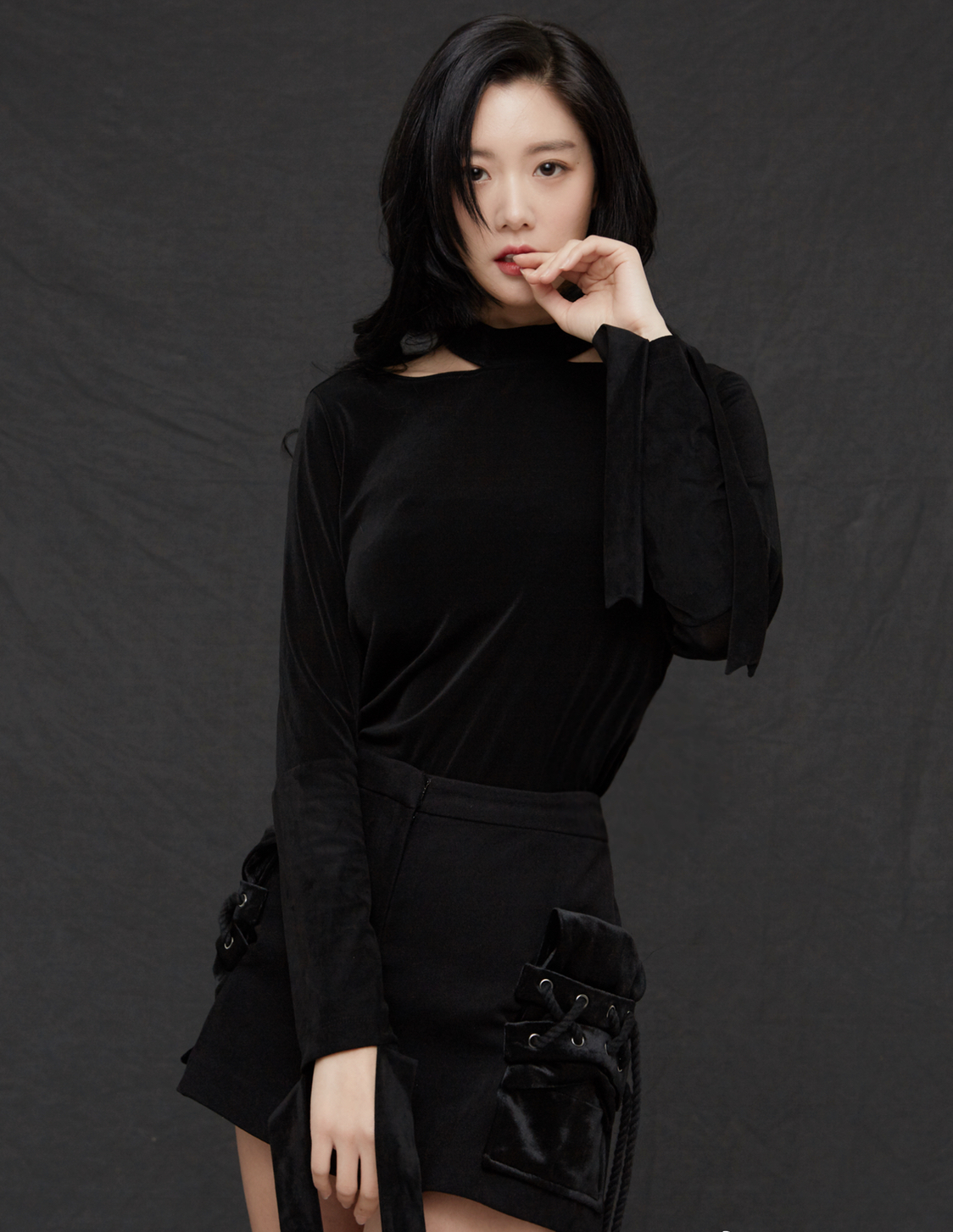 亚洲第一美女李成敏,网友:高挑好身材,美丽大长腿!