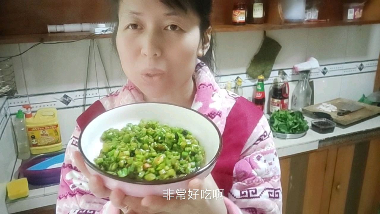 冬苋菜梗这样做好吃又下饭!做法超简单!赶紧试试吧!