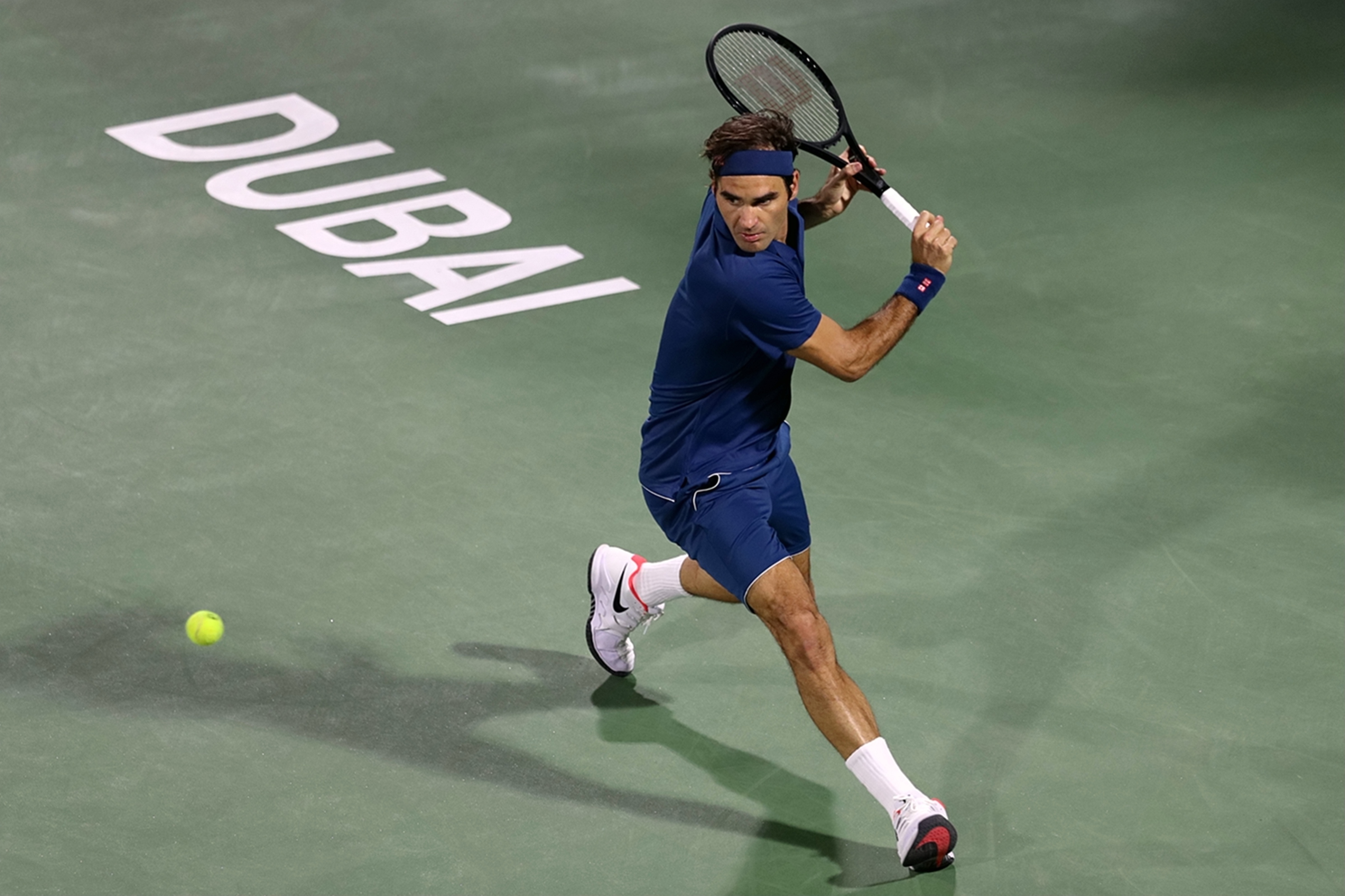 网球——迪拜赛:费德勒晋级决赛