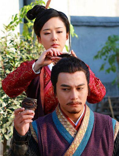 很不幸,严嵩就有一个这样的队友,那就是负责巡盐的鄢懋卿.