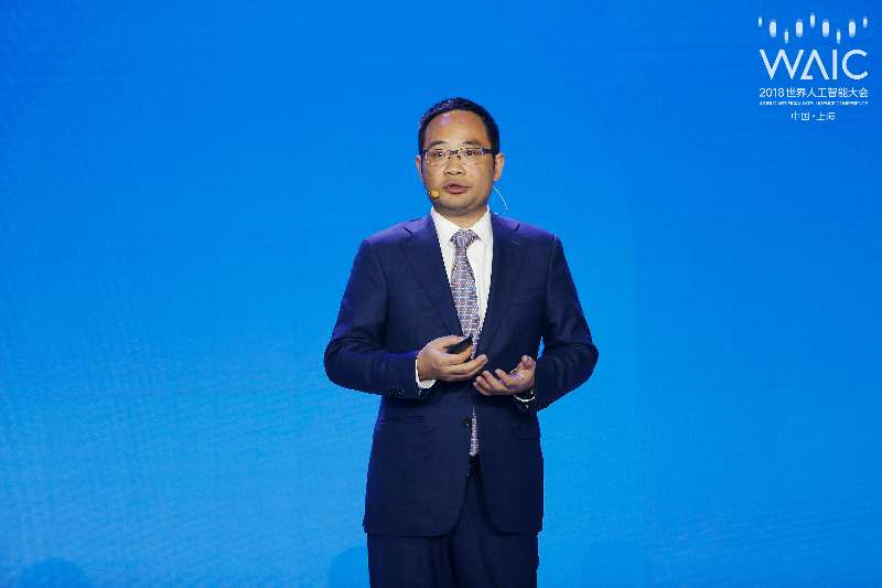 华为副总裁郑叶来:"易获取,用得起,方便用"的算力是ai发展的关键