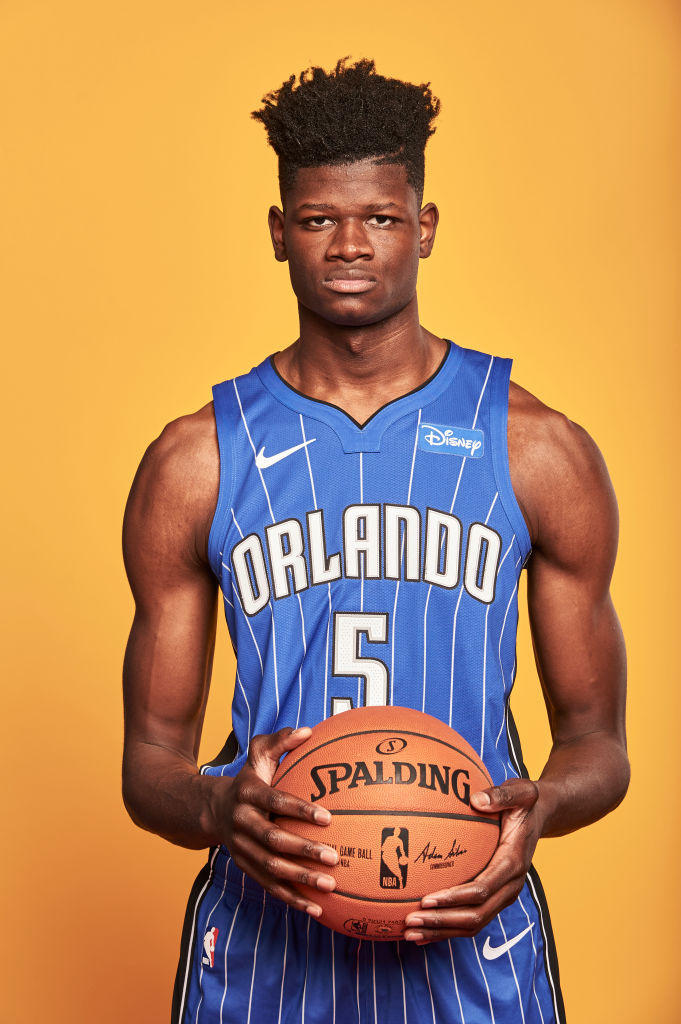 2018年nba新秀定妆照,艾顿兴奋诺克斯表情淡定