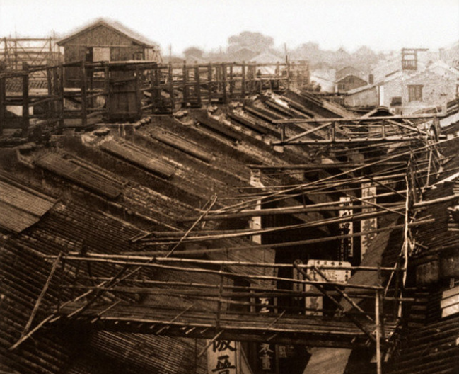 清末广州老照片,对外商贸频繁,富庶发达,最后一张为广州十三行