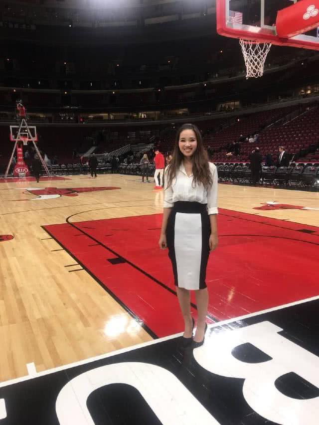 海王折腰中国烤肉姐,细节见人品从阳光男孩到阳光大汉,外粗内细