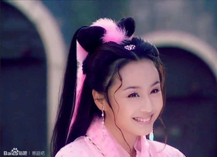 五:还有《九岁县太爷》里面也有曹颖的身影,徐莲就是曹颖饰演的,小的