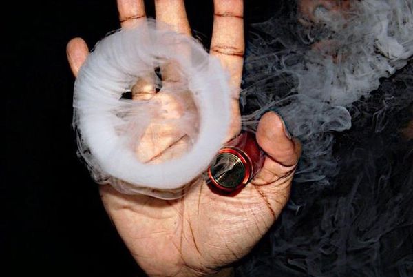 电子烟吐烟圈的技巧有哪些?