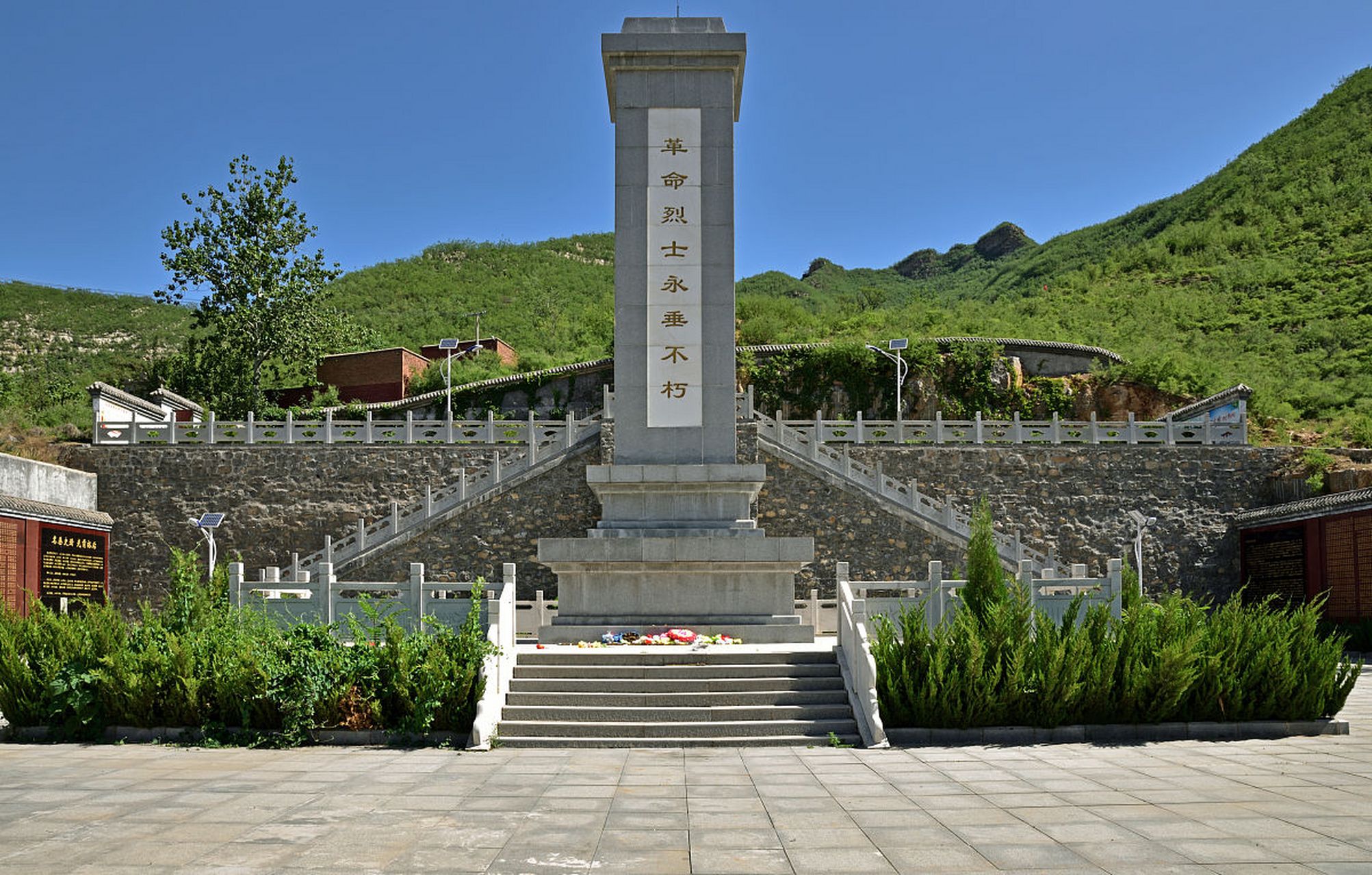 陕西旅游全攻略# 照金红色旅游名镇以其丰富的革命历史底蕴和独特的