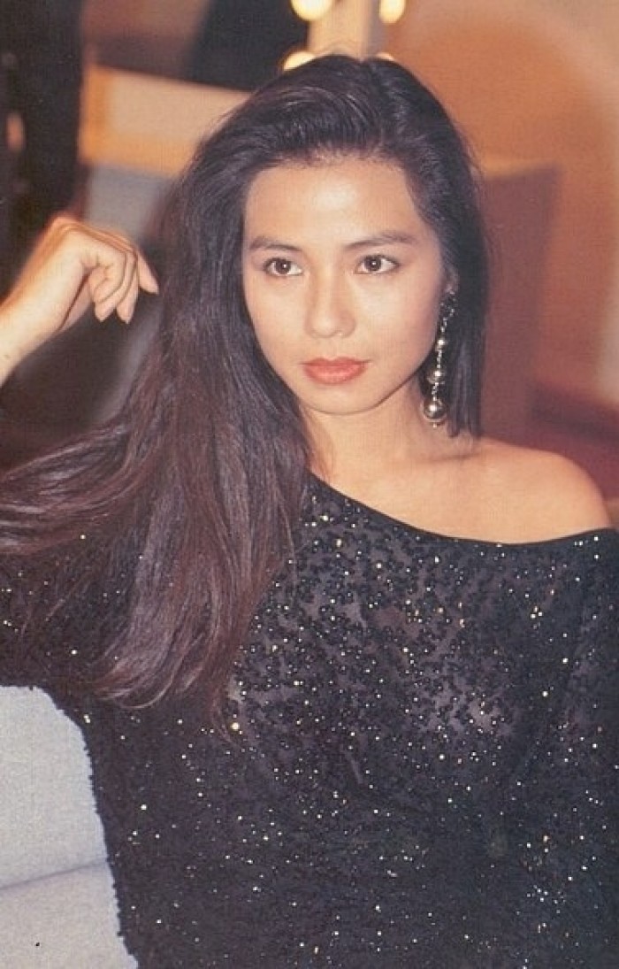 "丈夫去世后不愿改嫁"的3位女星,她已守寡35年,独自生下女儿