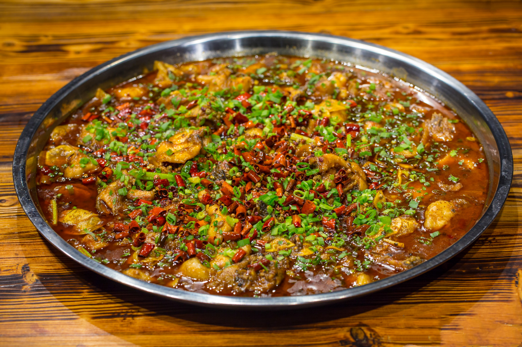 最正宗最爽辣的沸腾牛肉片,下饭的最好搭配!