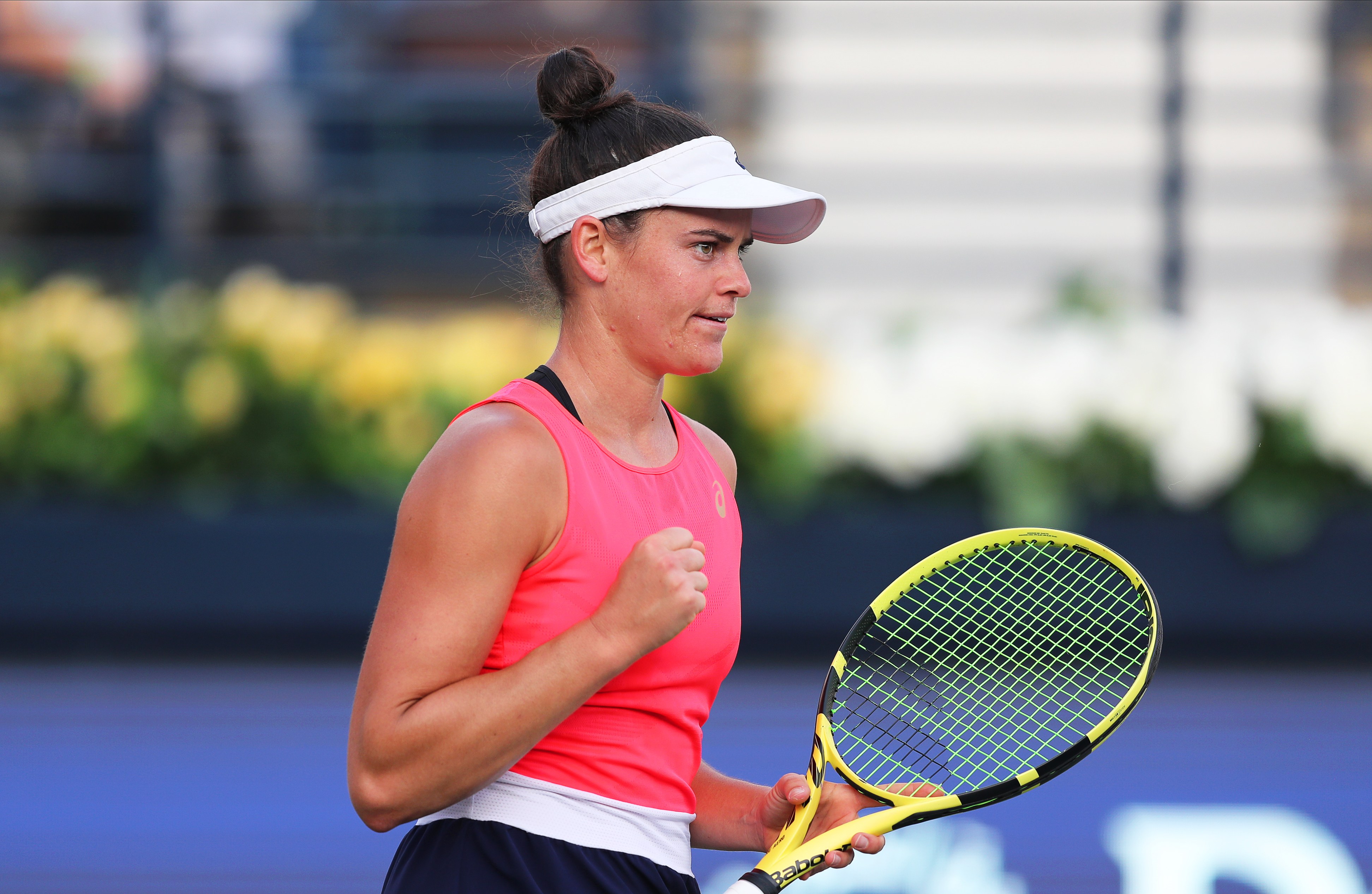 网球——迪拜锦标赛:布雷迪晋级四强