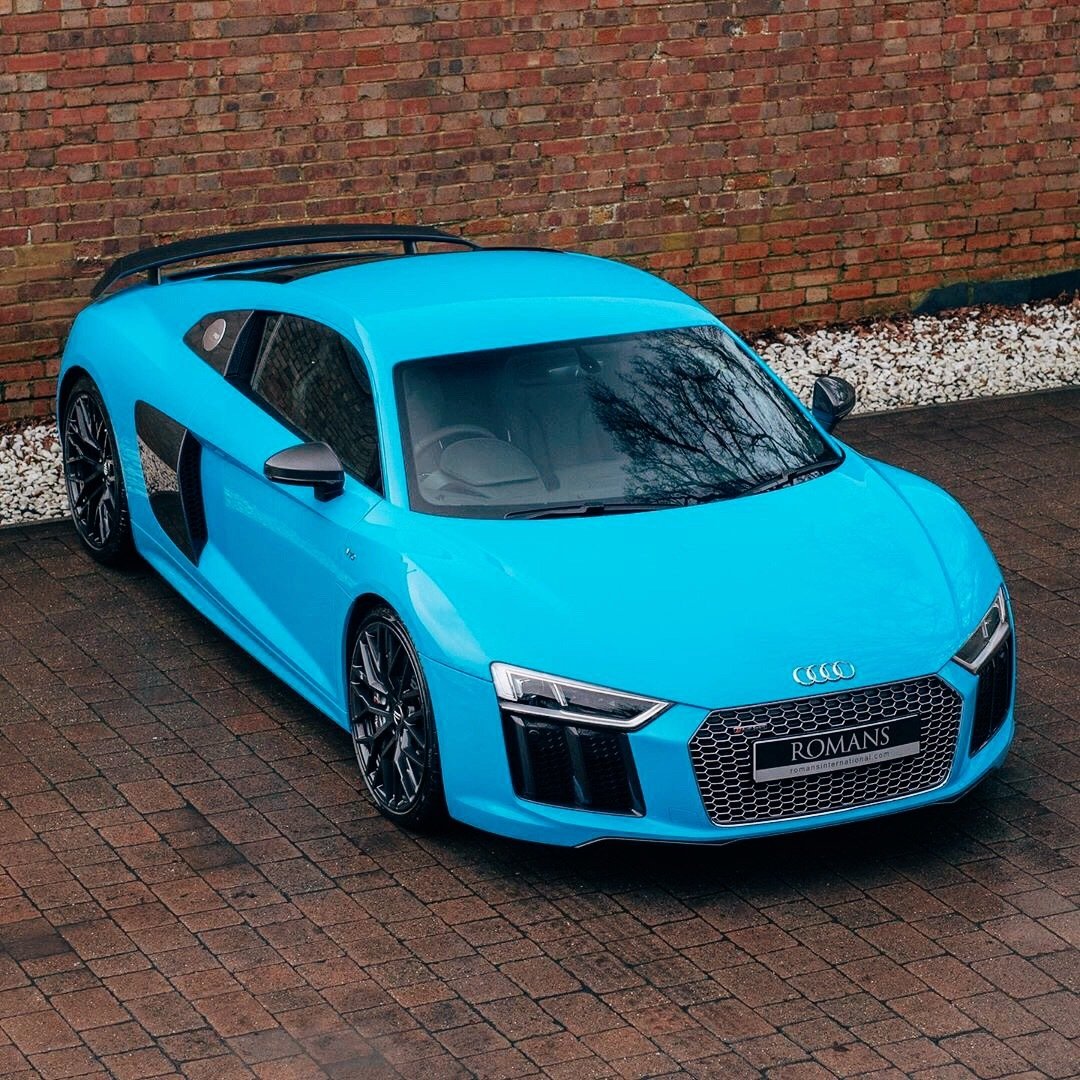 奥迪r8美图鉴赏,蓝色就是这么漂亮!