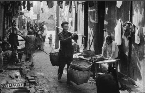 老照片:50年代中国百姓市井生活,一个时代的真实写照