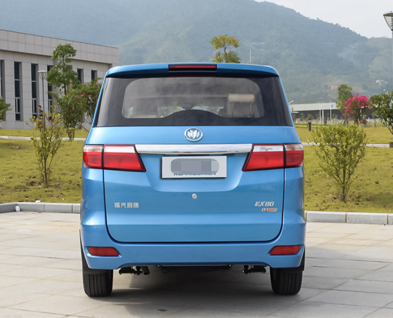 看起来简约,骨子里显得不简单的福汽启腾ex80的入手体验