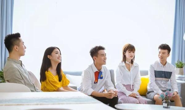 《恋梦空间》:终于和许冰晗约会后,林冠羽却一脸疑惑沮丧?