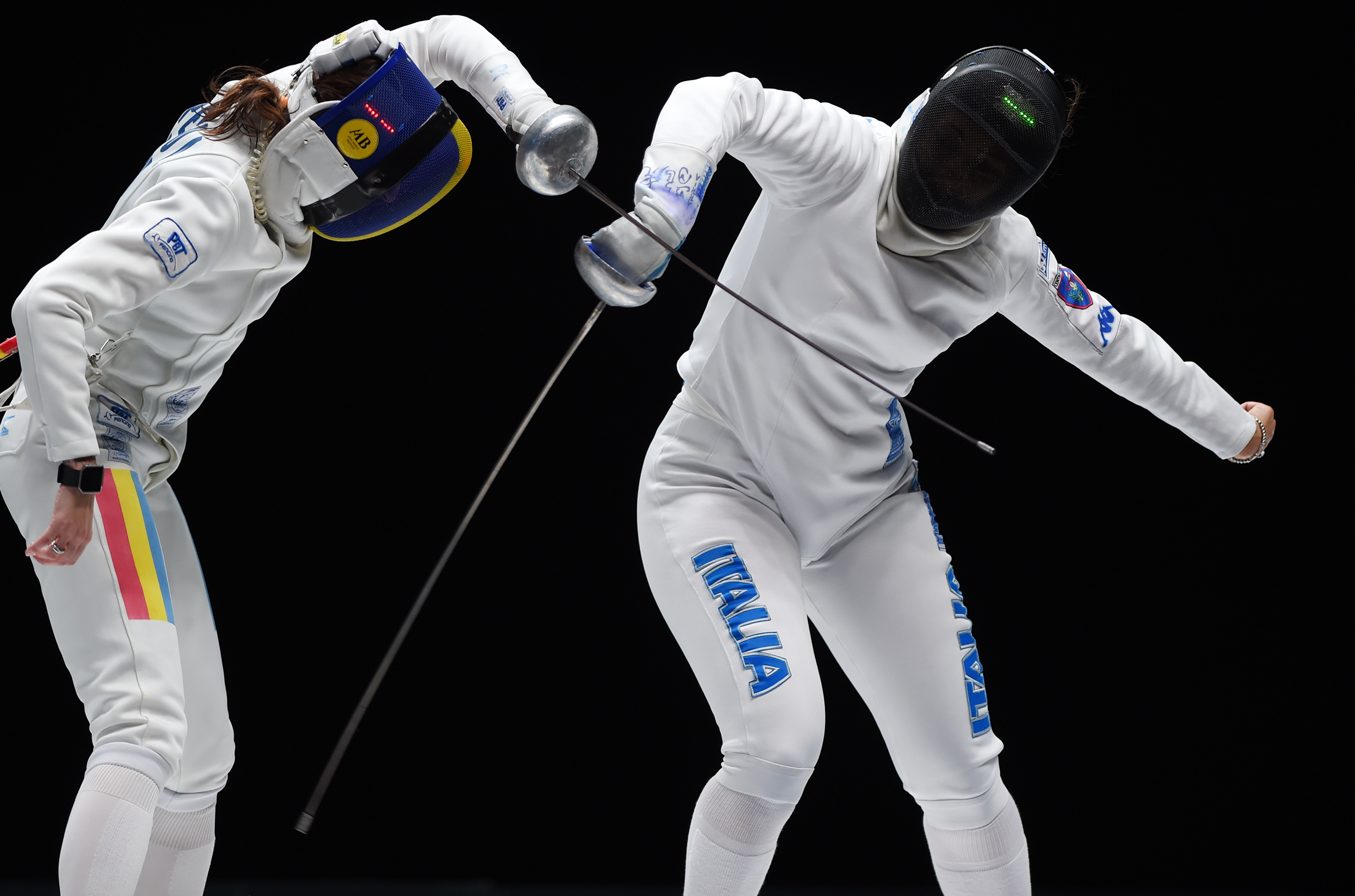 击剑——世界击剑锦标赛:意大利选手纳瓦利亚夺冠(10)