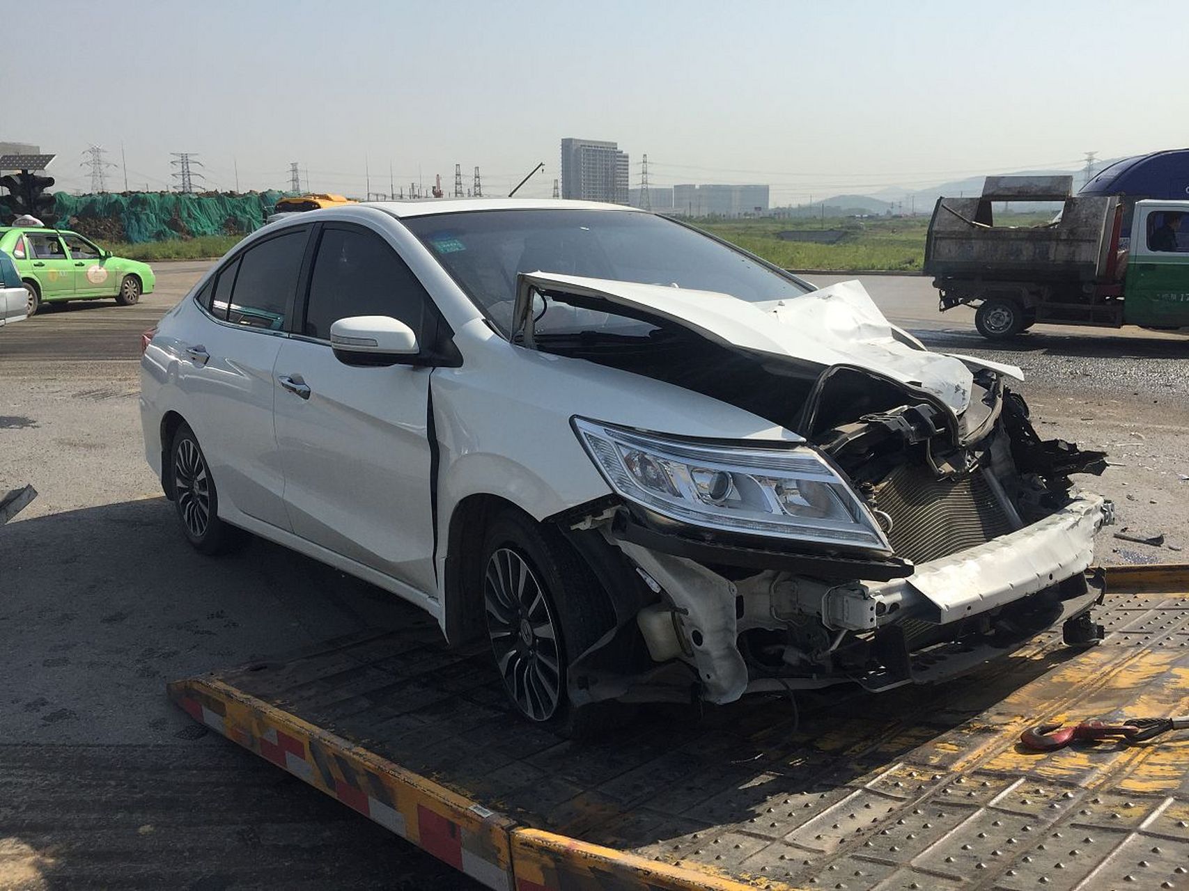 车子被撞对方全责怎么走流程呢(车被撞了对方全责怎么处理流程)