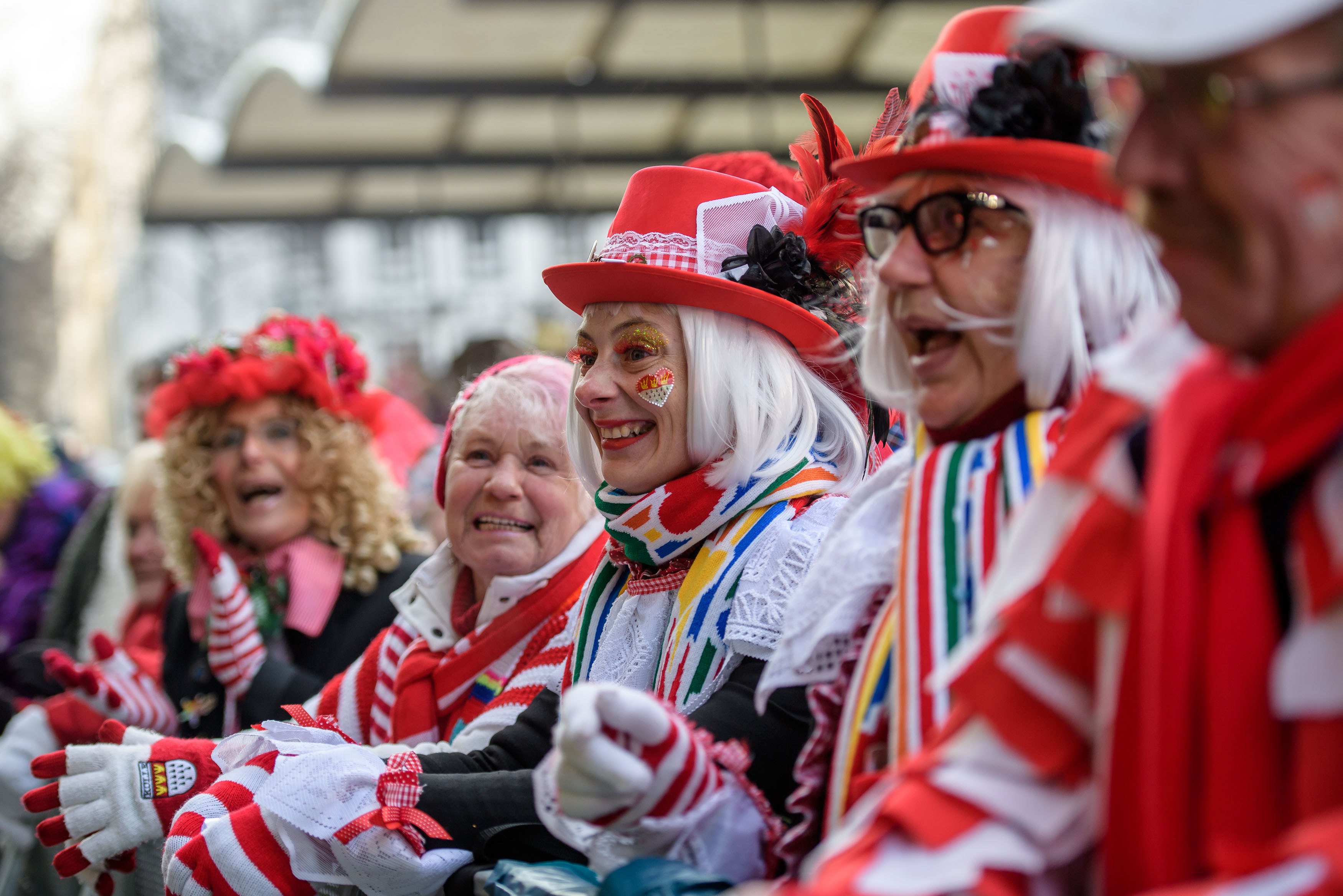 [4](外代二线)科隆狂欢节街头狂欢活动拉开帷幕
