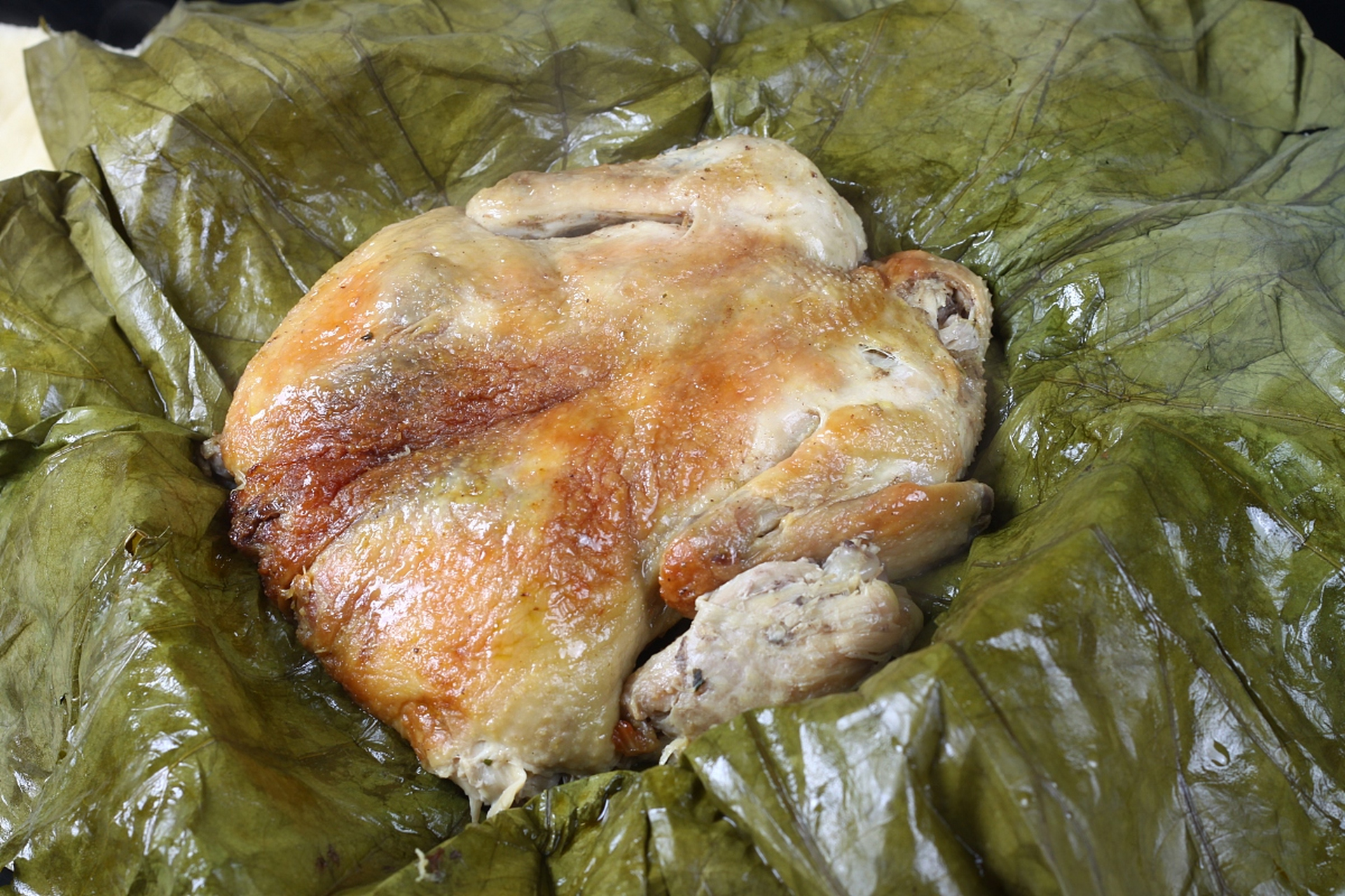 关于叫花鸡的来历,有一段古老的传说.