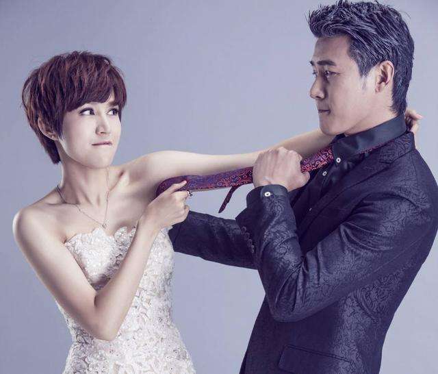 想当初陆毅是多少人心目中的男神啊,而