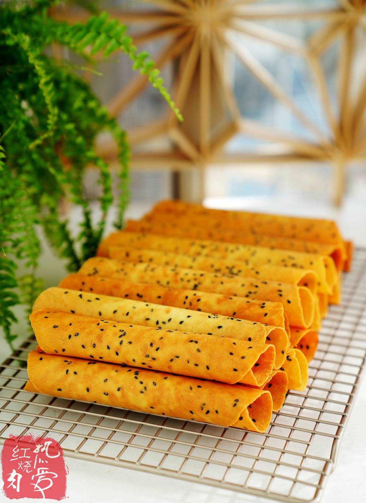 酥脆香甜的蛋酥卷想吃不用买,不用黄油也能做,咬上一口直掉渣!